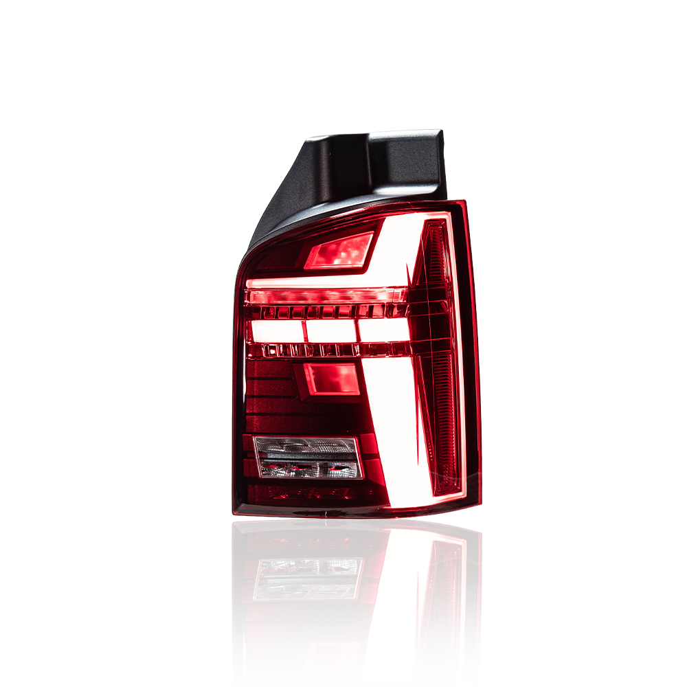 AKD is suitable for Volkswagen Multivan T5.1 taillight assembly, 2010-2015 T5 modified with dynamic LED brake lights and daytime running lights.